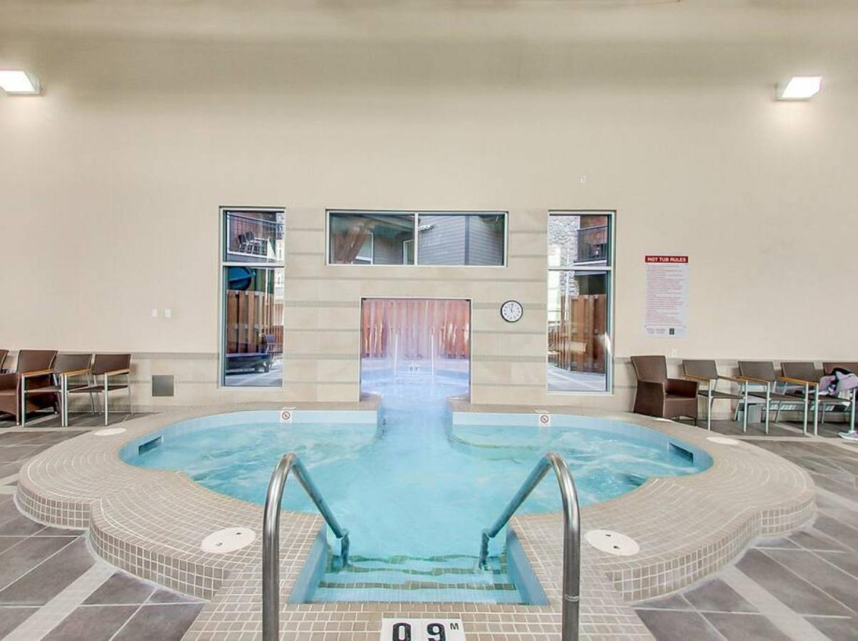 קאנמור Nature'S Nook By Instant Suites Pool & Hottub מראה חיצוני תמונה